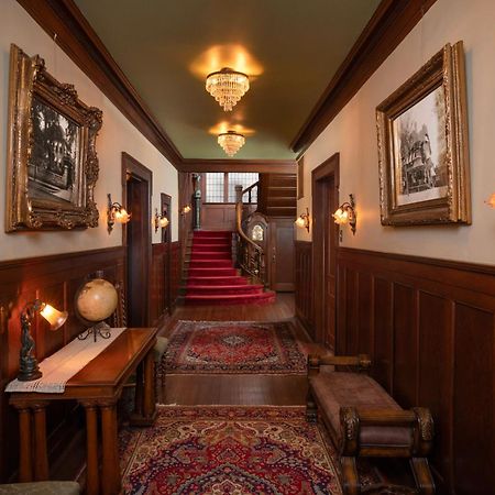300 Clifton Bed and Breakfast Μινεάπολη Εξωτερικό φωτογραφία