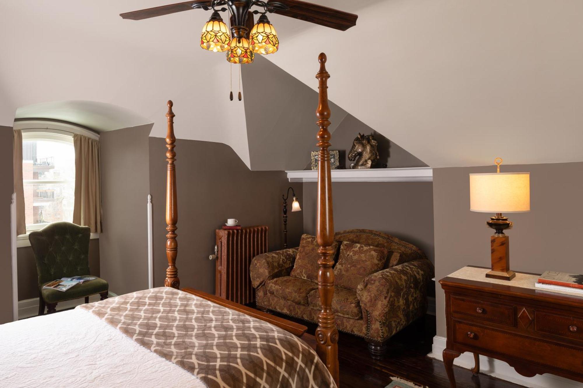 300 Clifton Bed and Breakfast Μινεάπολη Εξωτερικό φωτογραφία
